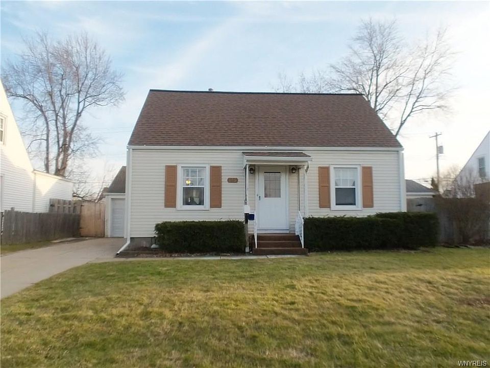 1st image of 106 Oakridge Ave