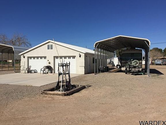 2nd image of 1805 Cottonwood Ln