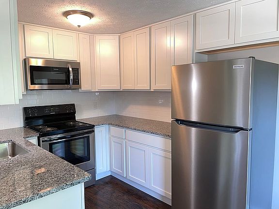 5th image of 7454 Princeton Ct Unit H