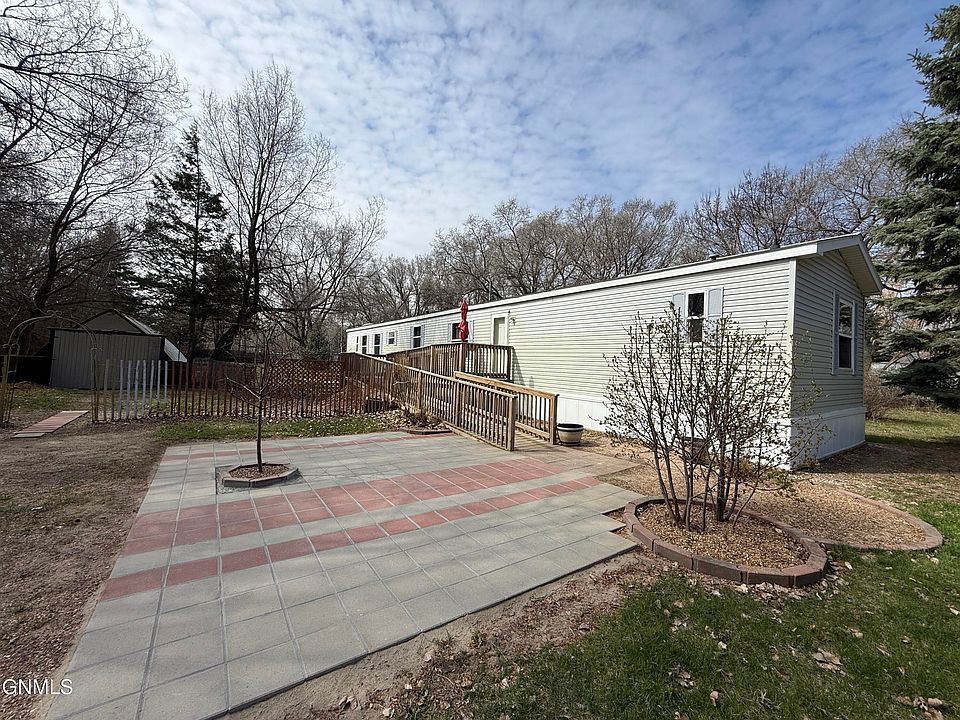 1st image of 7037 Snappy Ln
