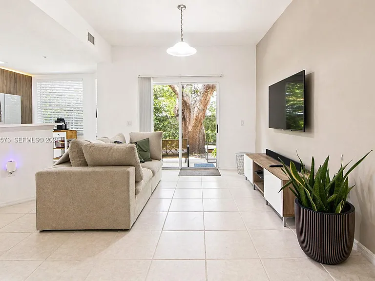 8940 NE 8th Ave #1201 — Photo 12