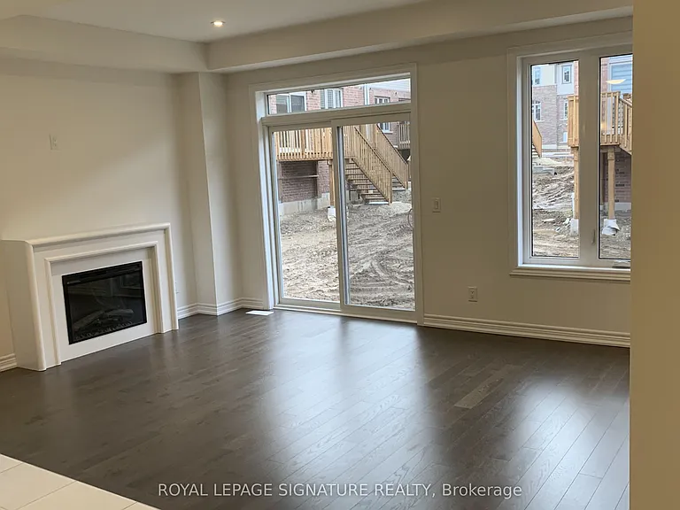 30 Roywood St — Photo 4