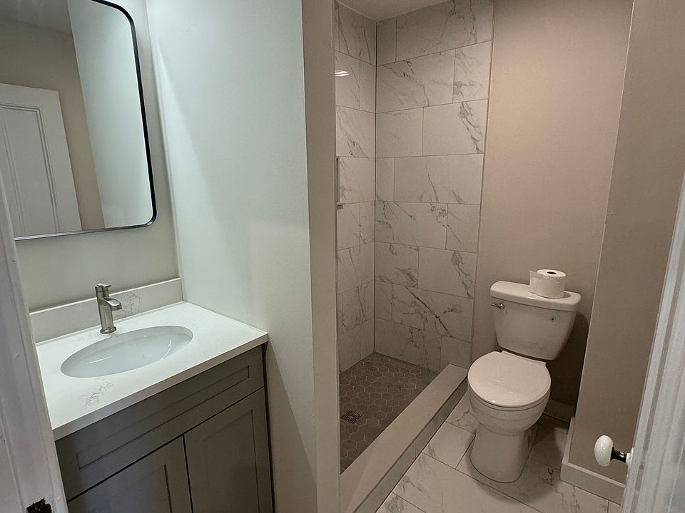 2nd image of 15 Worthington St #3