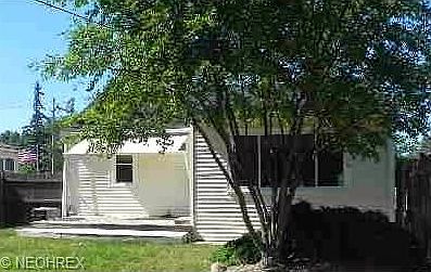 2nd image of 439 Poplar St