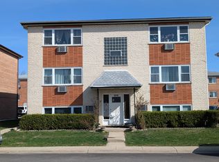 9216 Seymour Ave #1W, Schiller Park, IL 60176
