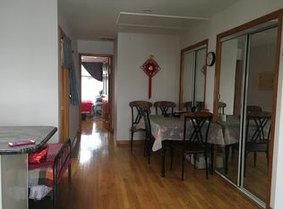 6452 228th St, Oakland Gardens, NY 11364