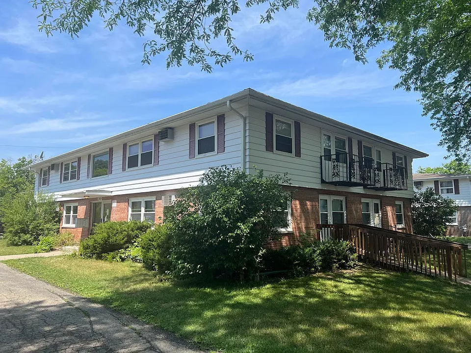 2406 Calypso Rd