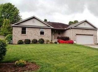 1 Aarons Cor, Hurricane, WV 25526