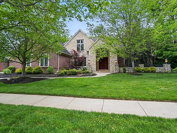 2nd image of 1060 River Forest Dr