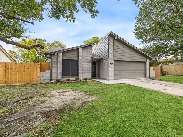 4934 Deerwood Cir, Baytown, TX 77521