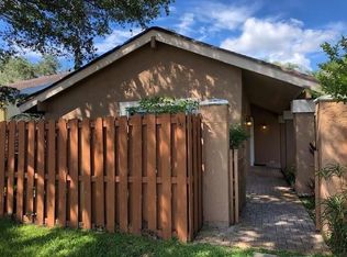 60 Forest Cir, Hollywood, FL 33026