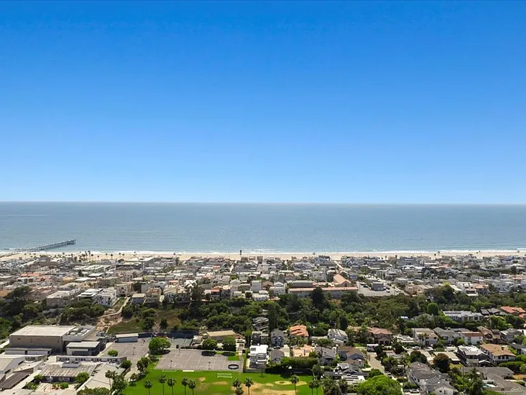 Hermosa 1803 LLC (TIC) — Photo 24