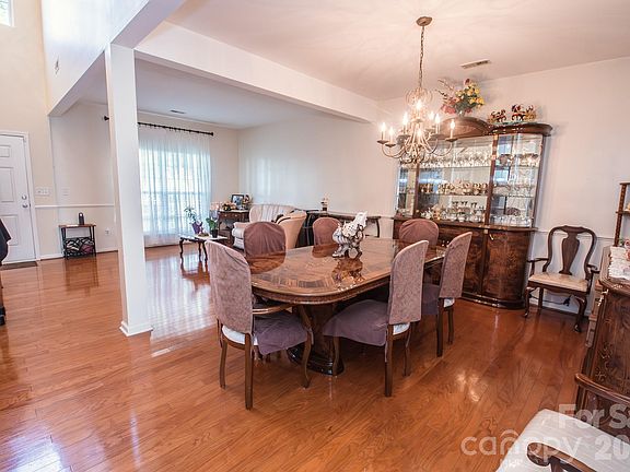 4th image of 3615 Darlington Rd #30