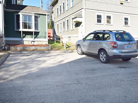 4th image of 153 Williams St Floor 2