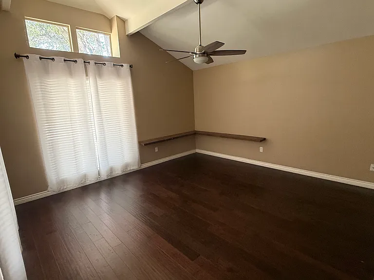 9409 High Oak Dr — Photo 7