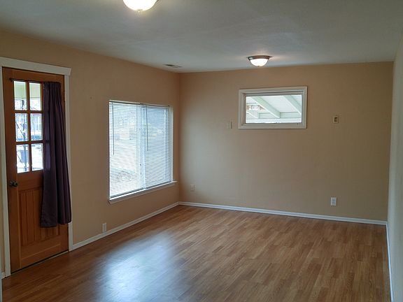 5th image of 606 Frisco St.