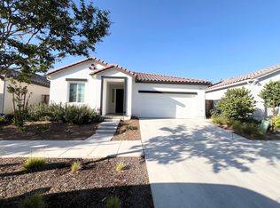 645 Wood Crest Ave, Madera, CA 93636