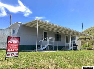 205 S D Ave, Thermopolis, WY 82443