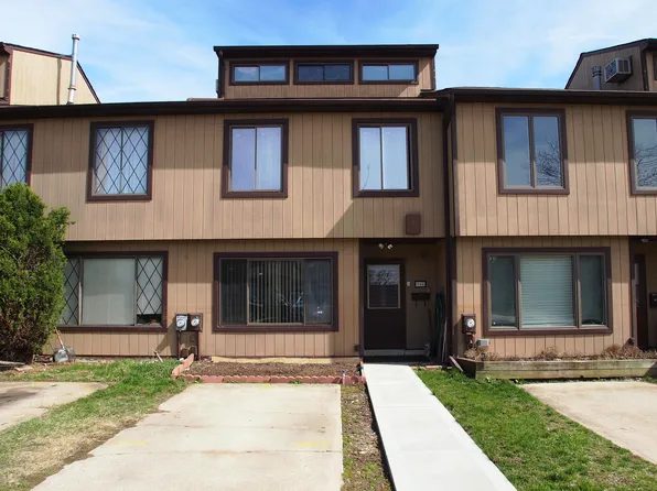 906 Patterson Ave, Staten Island, NY 10306