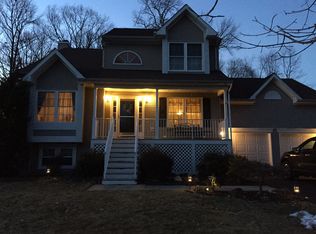 11 Foy Dr, Hamilton, NJ 08690