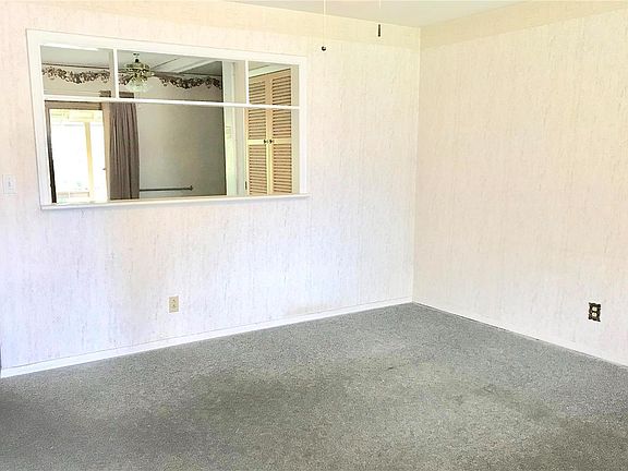 2nd image of 2659 Bruno Ave