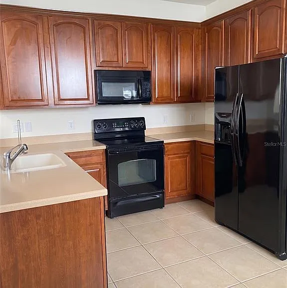 831 Enclair St #831 — Photo 4