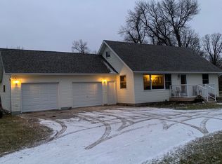 312 7th St NE, Red Lake Falls, MN 56750