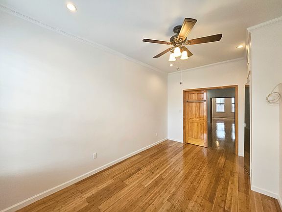 4th image of 439 44th St #1