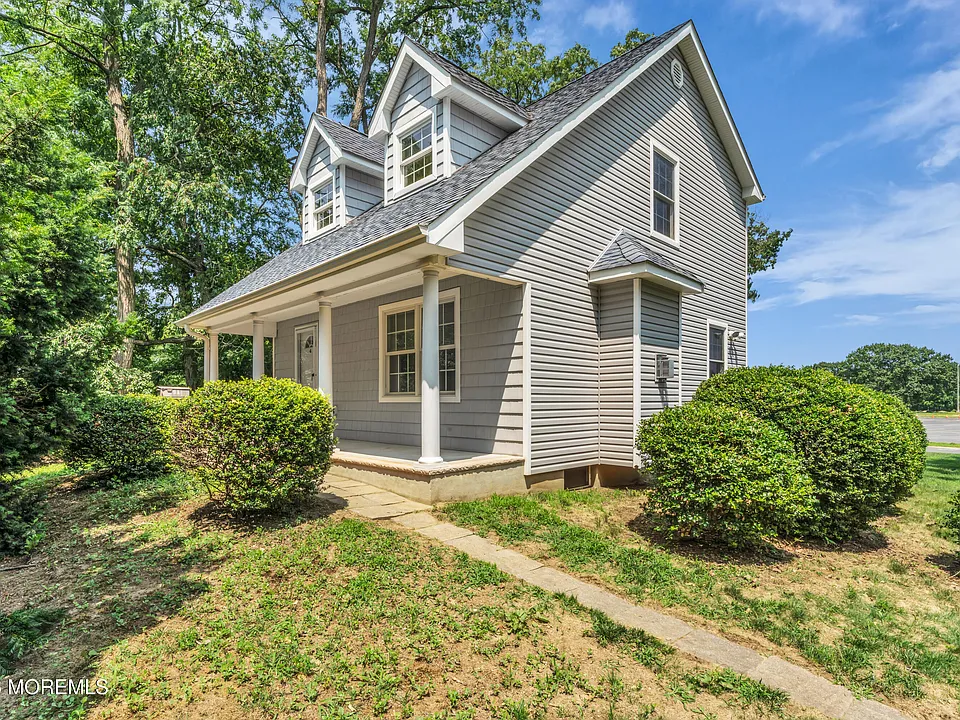 11 Cherry Tree Farm Rd #A
