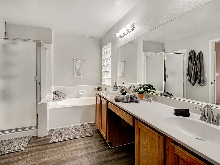 7801 W Crocus Dr — Photo 22