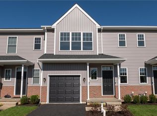 547 Long St, Emmaus, PA 18049