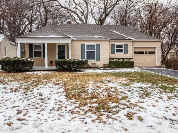 5908 Delmar St, Fairway, KS 66205