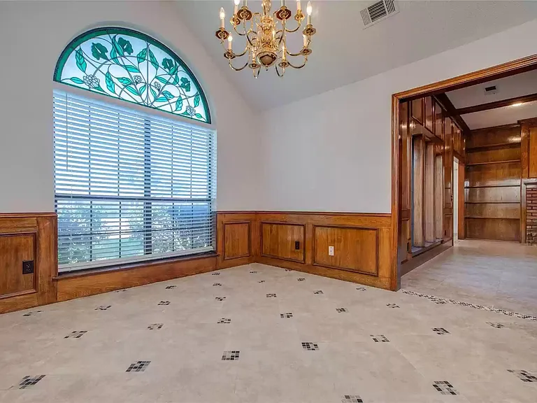 4633 Centenary Dr — Photo 8
