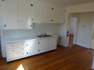 89 Clyde St APT D, West Warwick, RI 02893