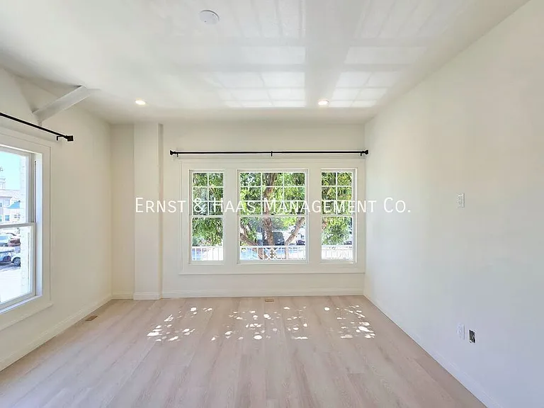 321 Chestnut Ave #6 — Photo 4