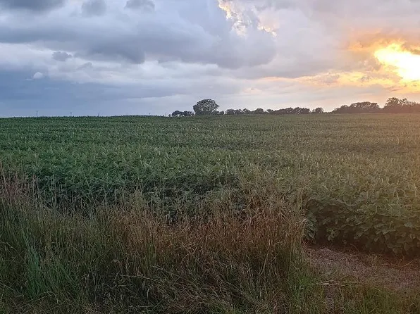 2720 SE 77th St, Berryton, KS 66409