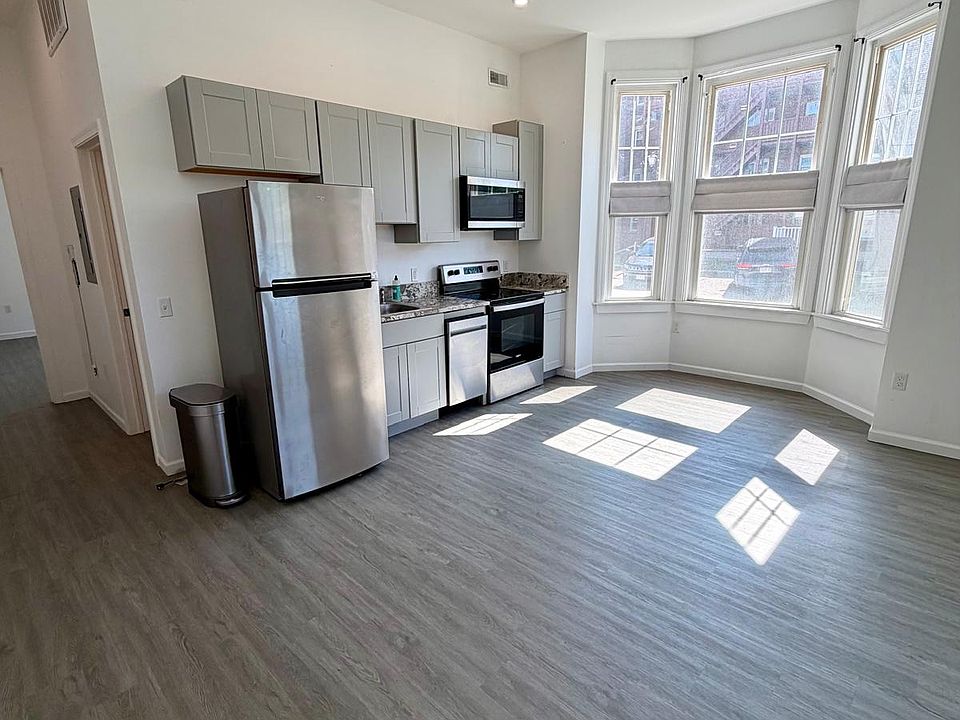 1st image of 235 East St #5