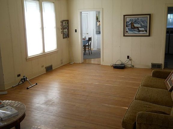 5th image of 380 S Main St
