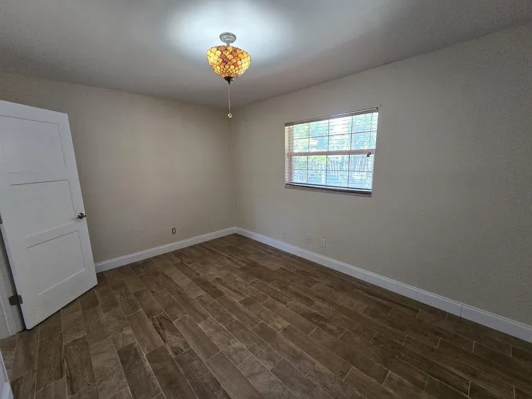 2887 Bel Forest Dr — Photo 7