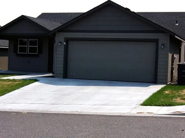 9371 W 7th Pl, Kennewick, WA 99336