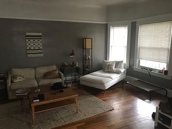 2nd image of 1198 Cook Ave