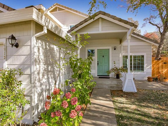 3rd image of 4013 Tea Rose Ct