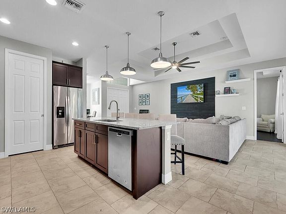 5th image of 2335 Lazy River Ln