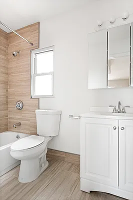 Rented by Corcoran | media 27