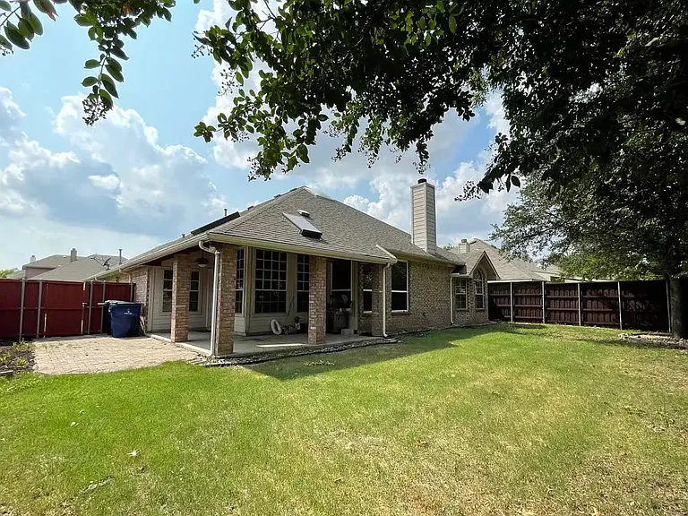 5106 Springflower Dr — Photo 21