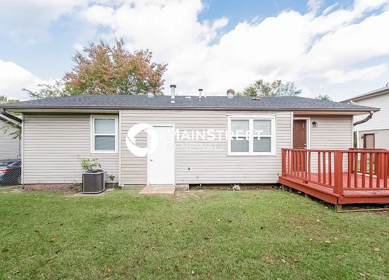 525 Oak Crest Dr — Photo 15