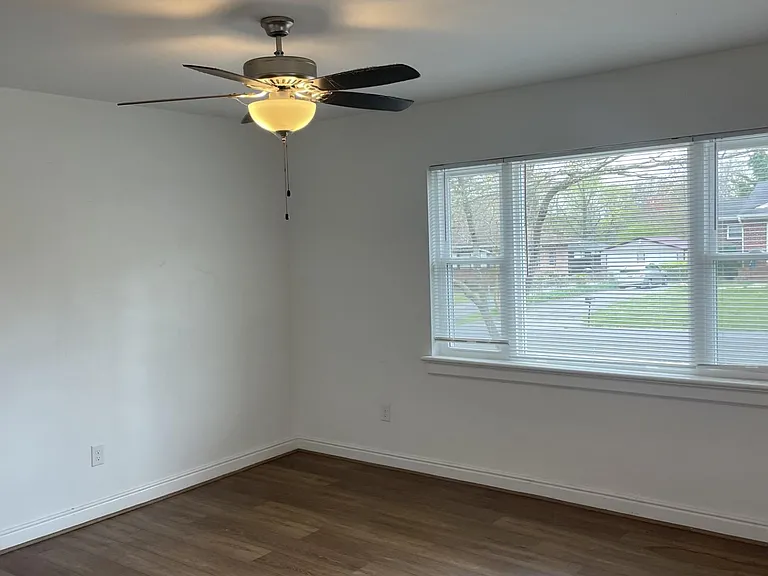 6554 Holliday Rd — Photo 8