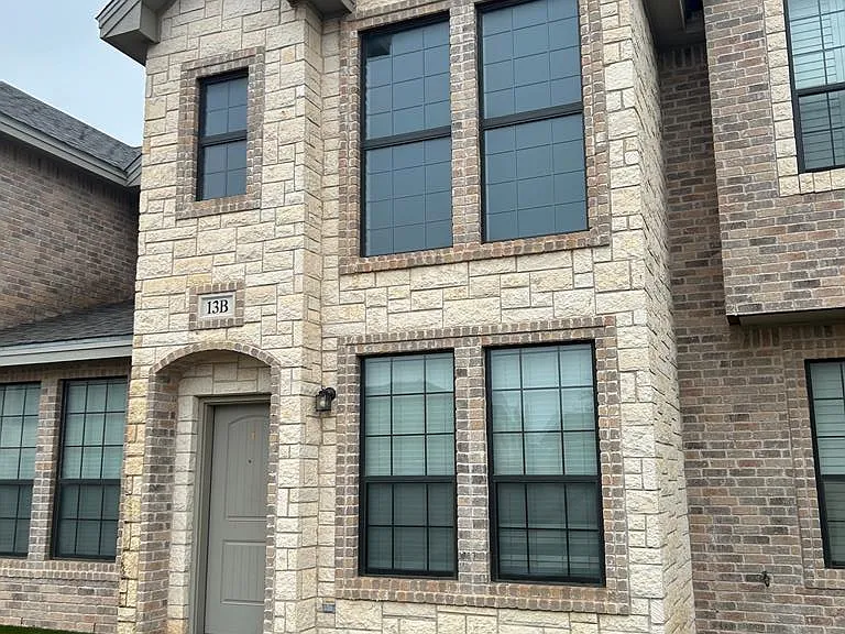 3001 Pointer Ln #13B — Photo 1