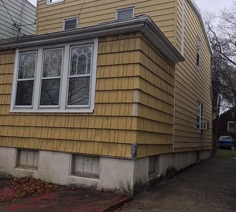 4th image of 1728 Rockaway Pkwy