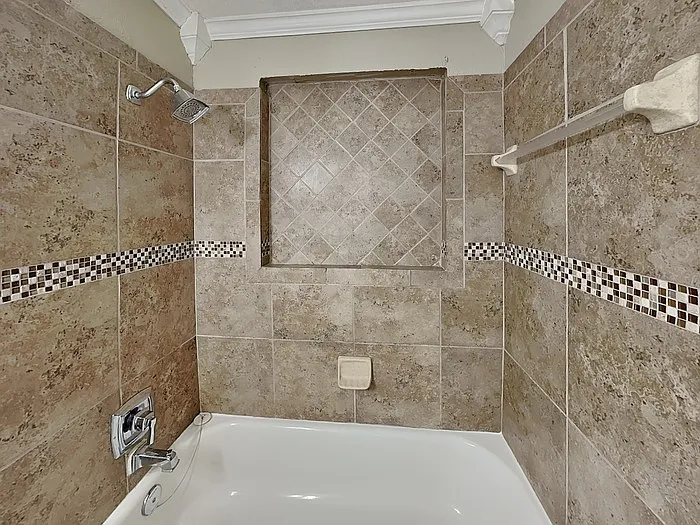 2514 E 10th Avenue Dr — Photo 16